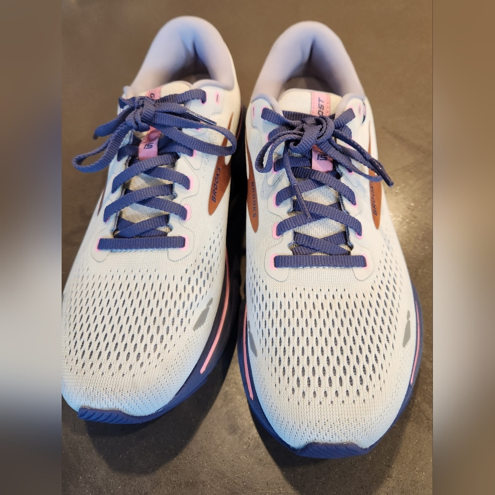 Brooks Ghost 15 Women's Running Shoes - White